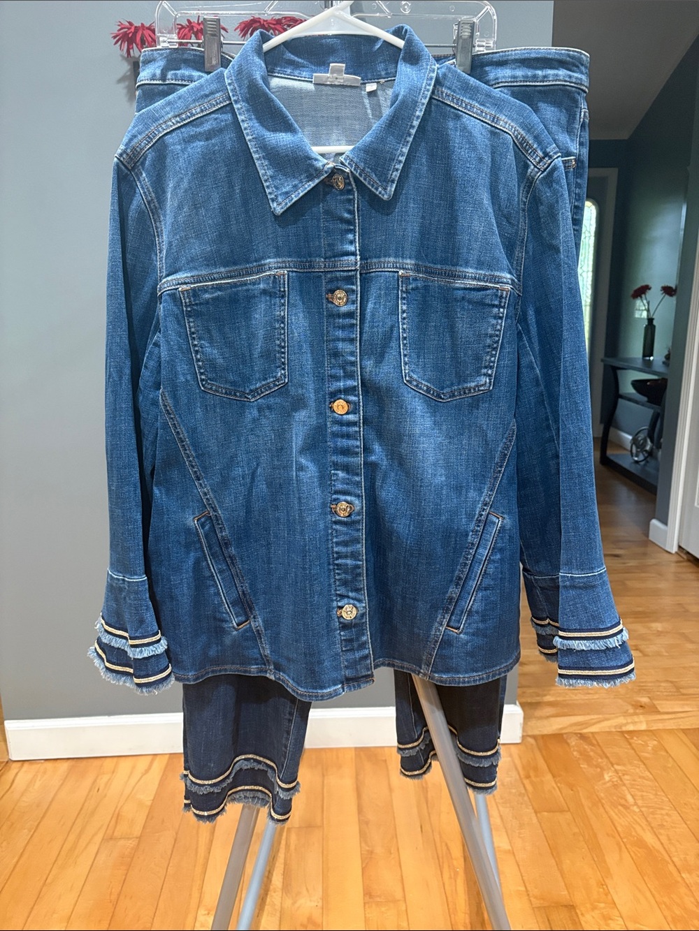Chico's Blue Denim Jacket and Cropped Jeans Set